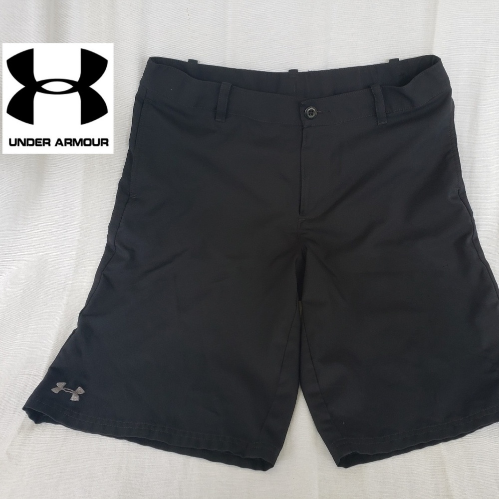 Under Armour Black Medal Play Golf Boys’ Size XL